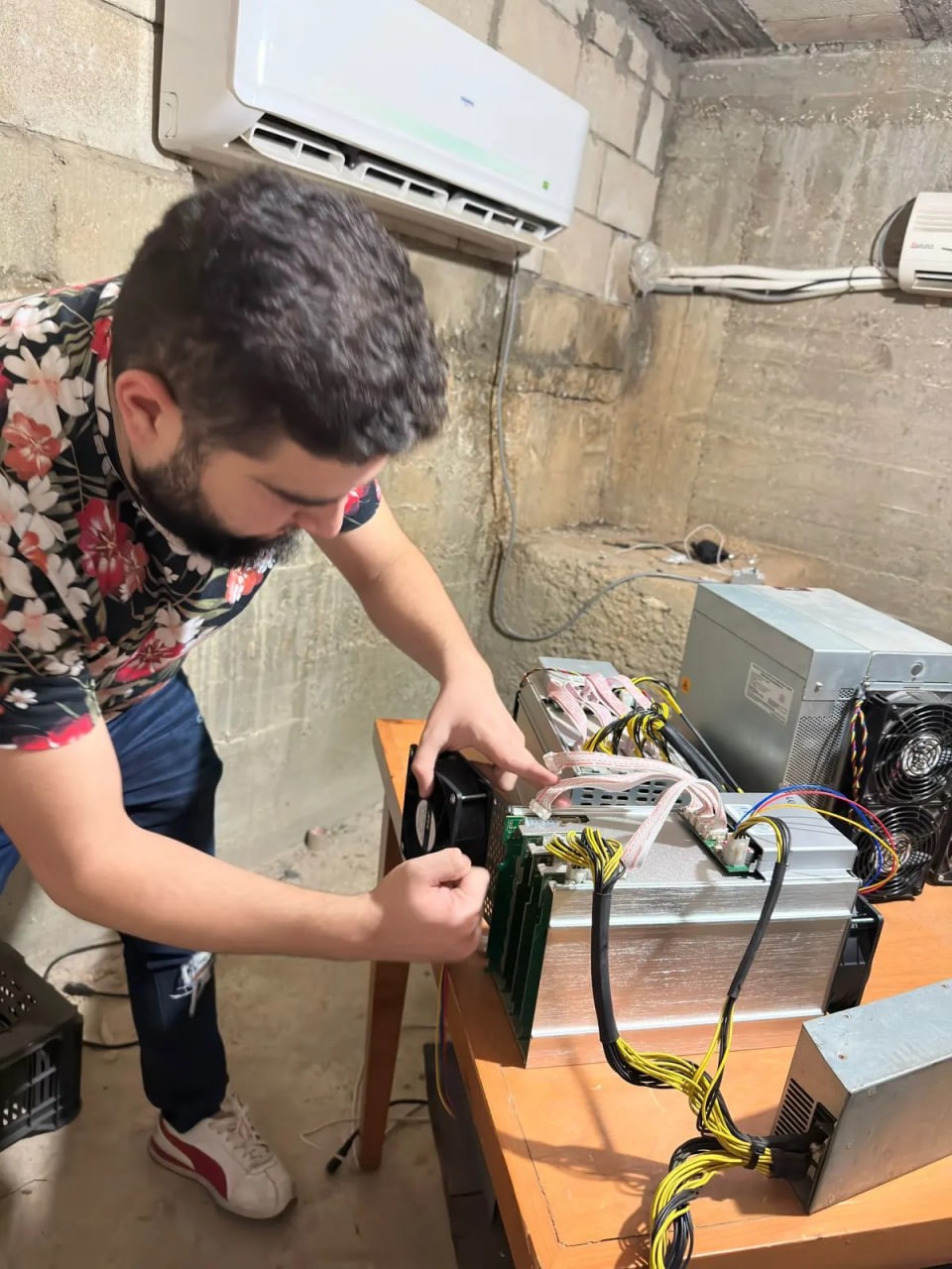 This 22-year-old survives Lebanon with a bitcoin mining business that’s been earning $20,000 a month